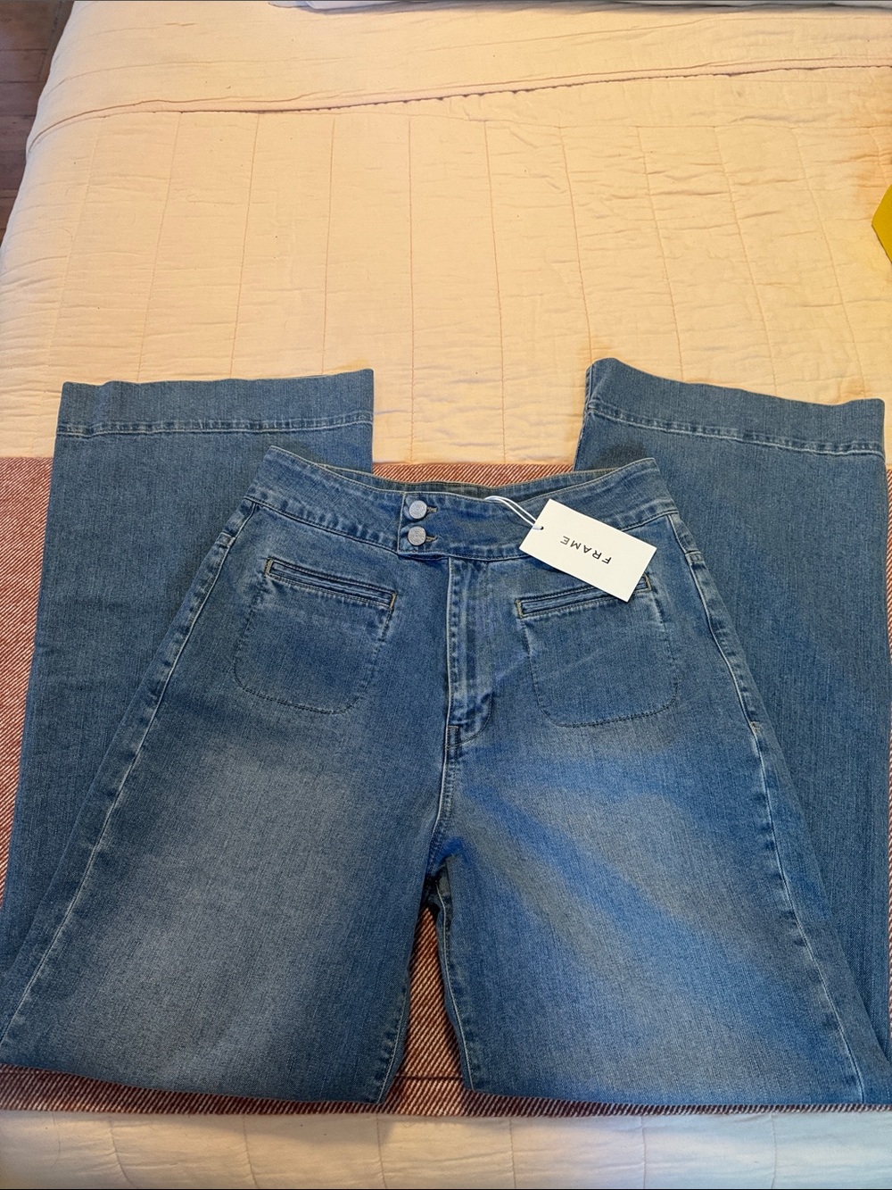 Frame // Le Hardy High Waist Wide Leg Jeans - Picture 5 of 8